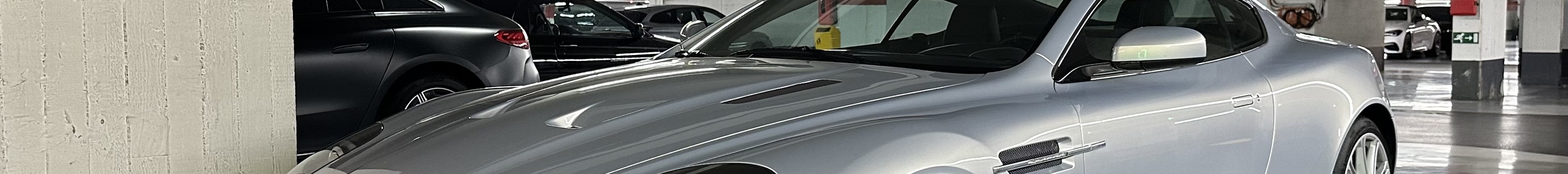 Aston Martin DBS