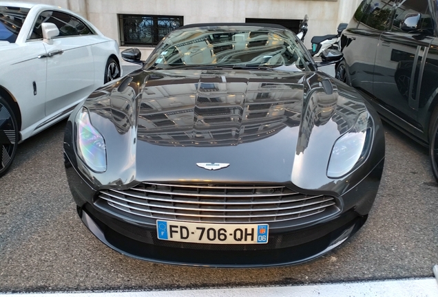 Aston Martin DB11 V8 Volante