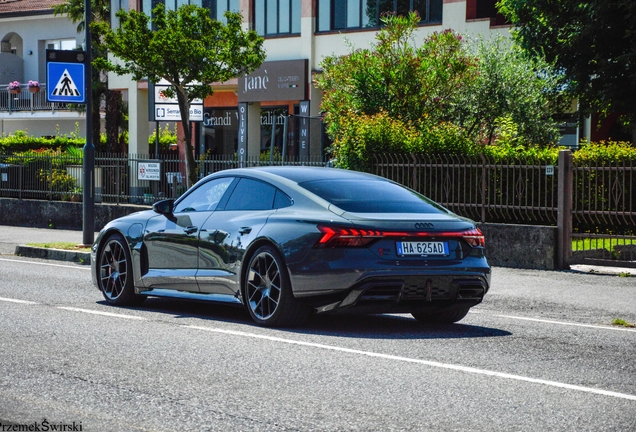 Audi RS E-Tron GT 2025