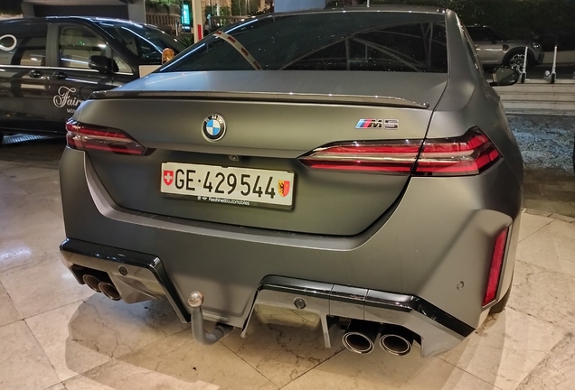 BMW M5 G90