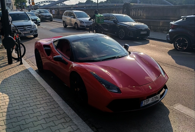 Ferrari 488 Pista
