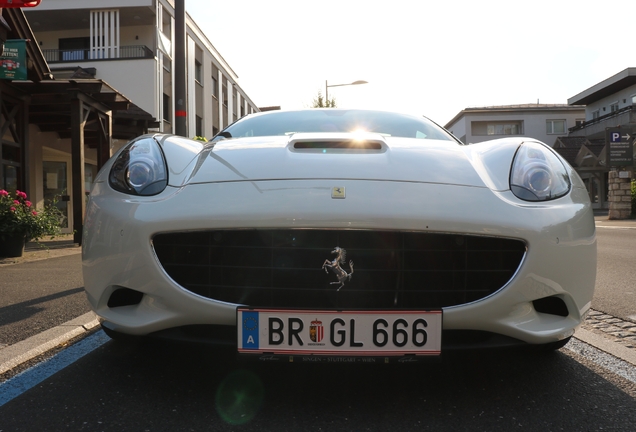 Ferrari California