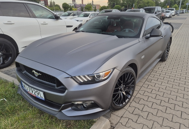 Ford Mustang GT 2015