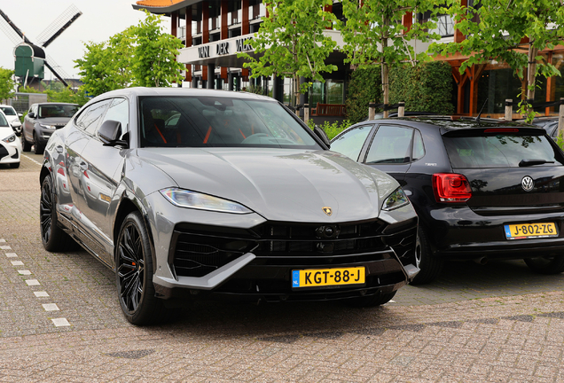 Lamborghini Urus SE