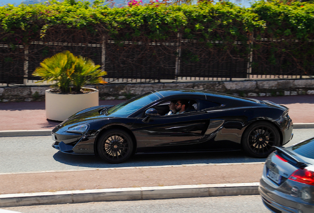 McLaren 570GT