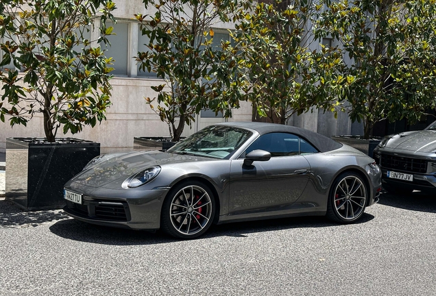 Porsche 992 Carrera 4S Cabriolet MkI