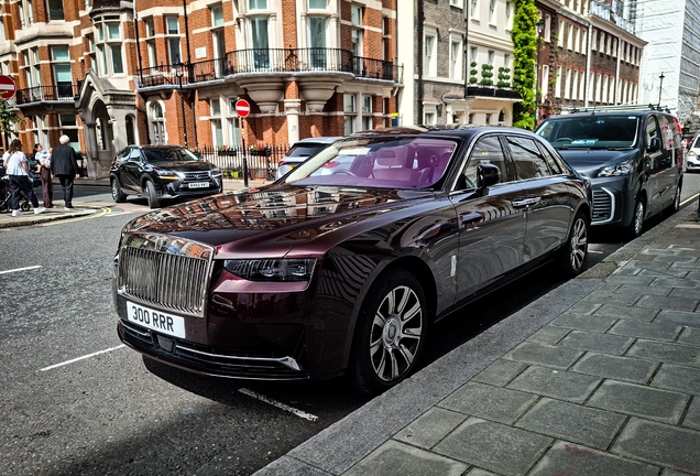 Rolls-Royce Ghost EWB Series II 2025