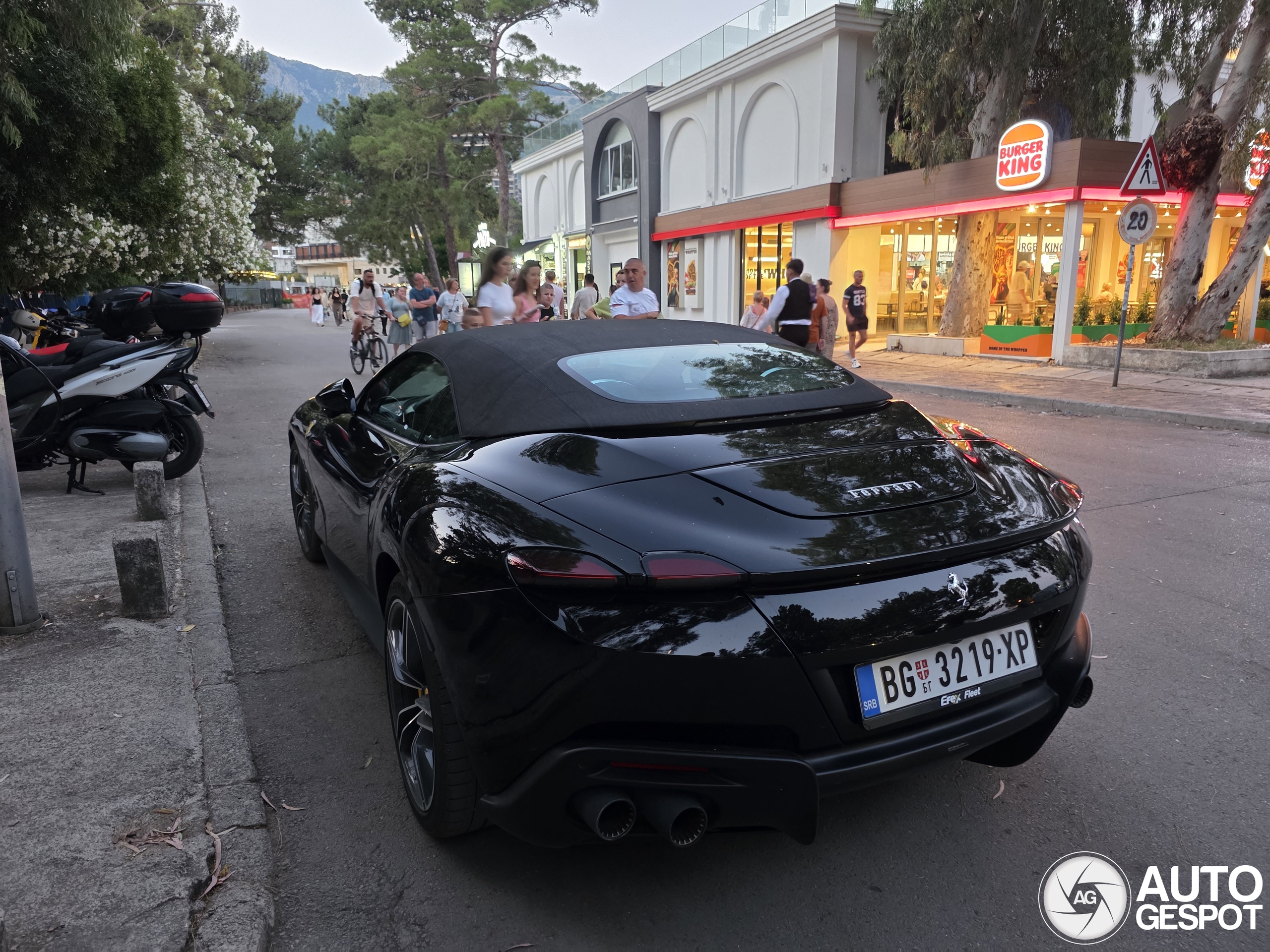Ferrari Roma Spider