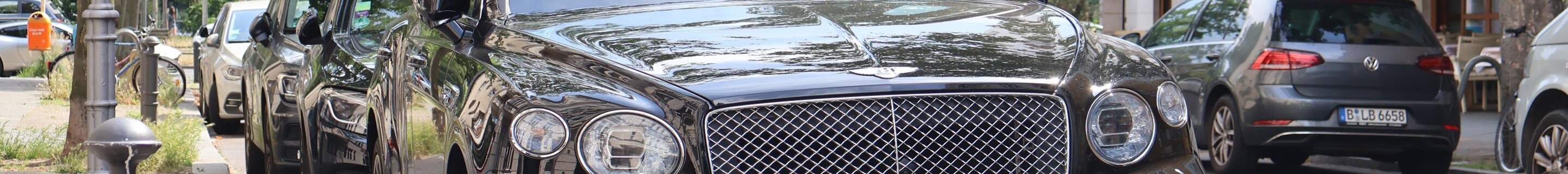 Bentley Bentayga V8 2021