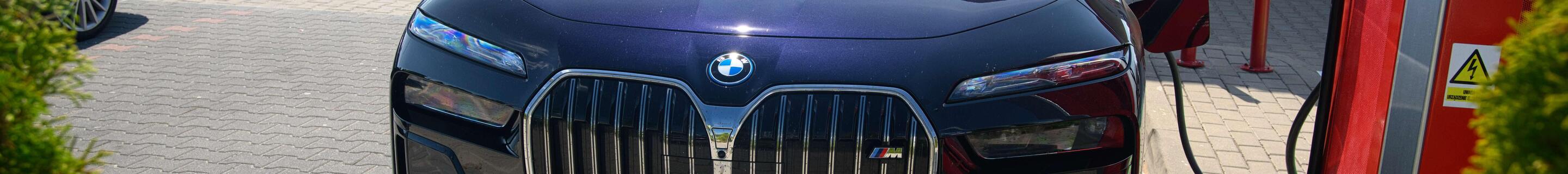 BMW M760e xDrive