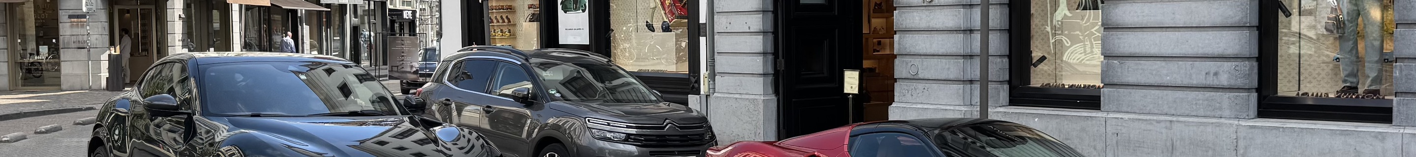 Ferrari 296 GTS
