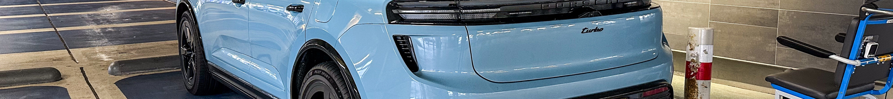 Porsche Macan EV Turbo