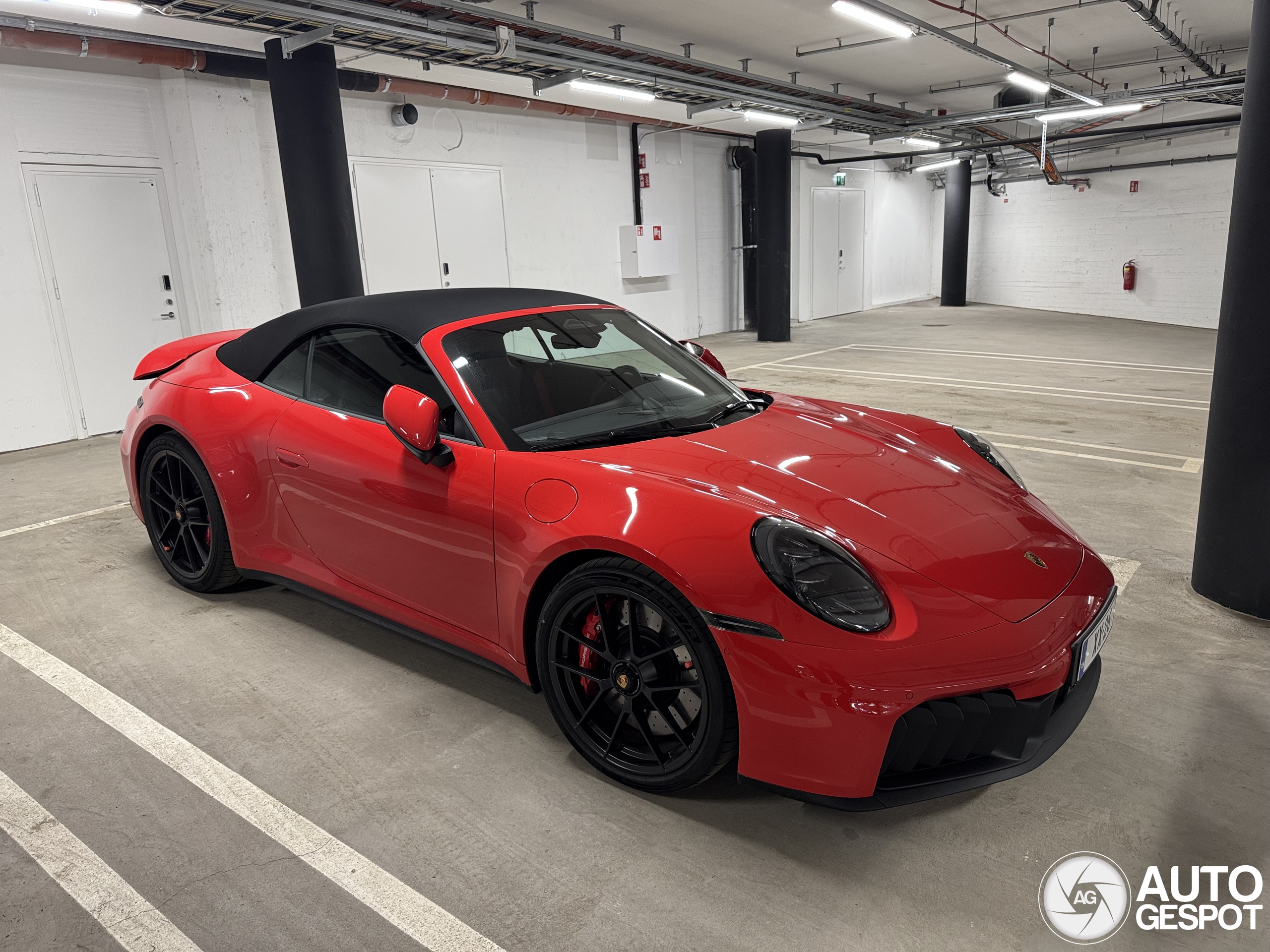 Porsche 992 Carrera 4 GTS Cabriolet MkII