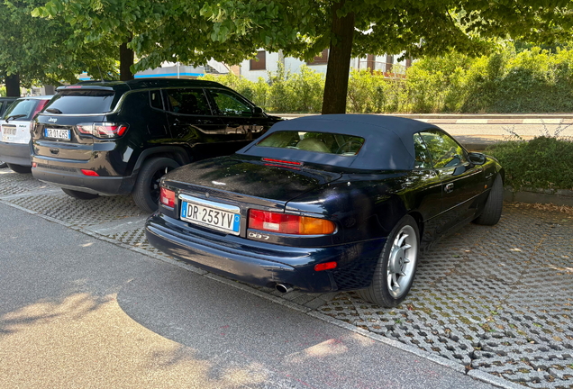 Aston Martin DB7 Volante
