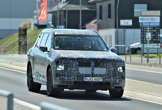 BMW X7 M60 G67