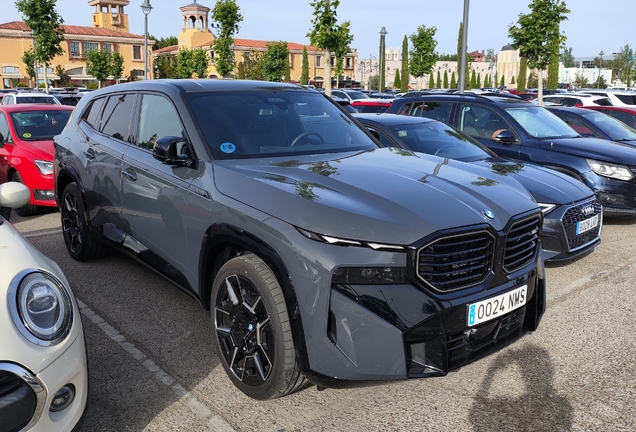 BMW XM G09