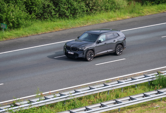 BMW XM G09