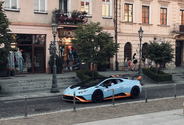 Lamborghini Huracán LP640-2 STO