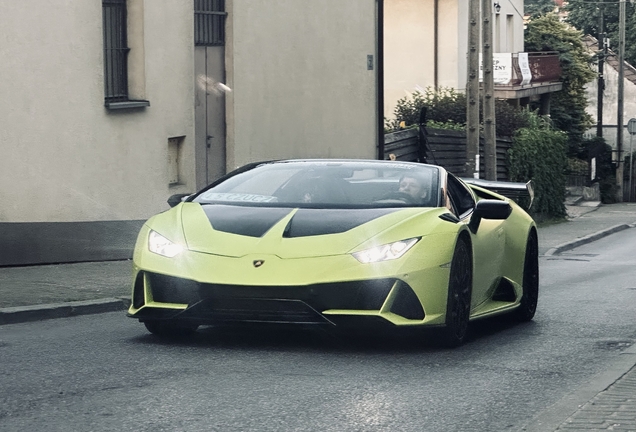 Lamborghini Huracán LP640-4 EVO Spyder