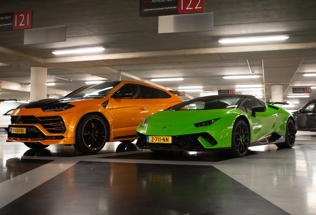Lamborghini Huracán LP640-4 Performante Spyder