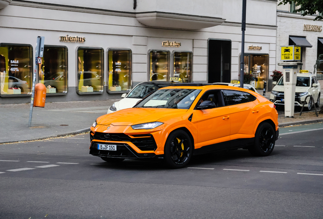 Lamborghini Urus