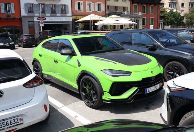 Lamborghini Urus Performante