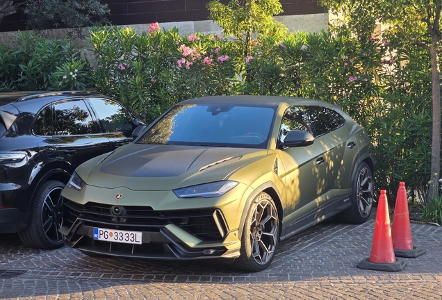 Lamborghini Urus Performante
