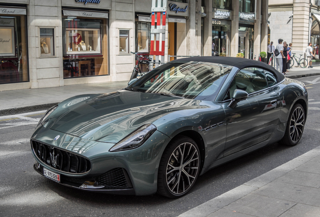 Maserati GranCabrio Modena