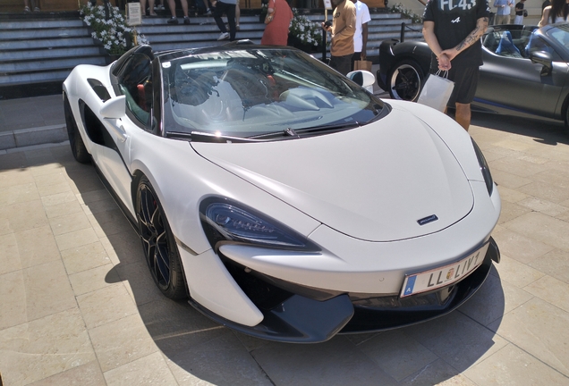 McLaren 570S Spider