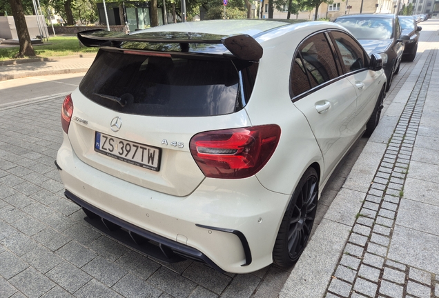 Mercedes-AMG A 45 W176 2015
