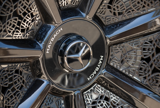 Mercedes-Maybach EQS 680 X296 Night Series