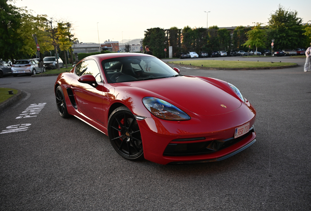 Porsche 718 Cayman GTS 4.0