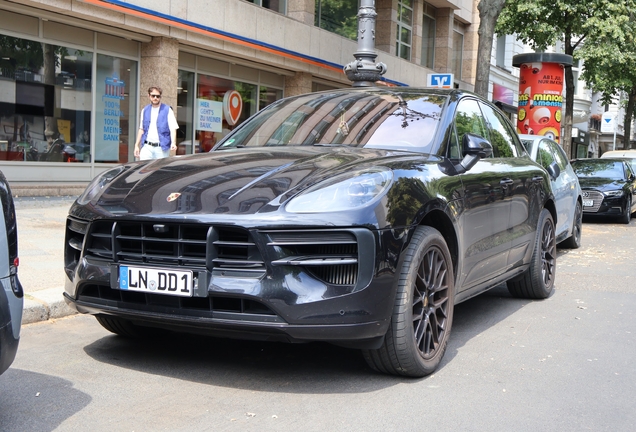 Porsche 95B Macan GTS MkII