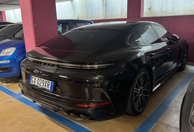 Porsche 972 Panamera Turbo S E-Hybrid