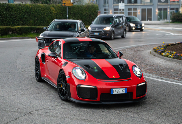 Porsche 991 GT2 RS Weissach Package