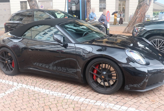 Porsche 992 Carrera 4 GTS Cabriolet MkII