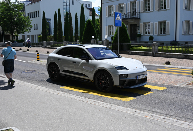 Porsche Macan EV GTS