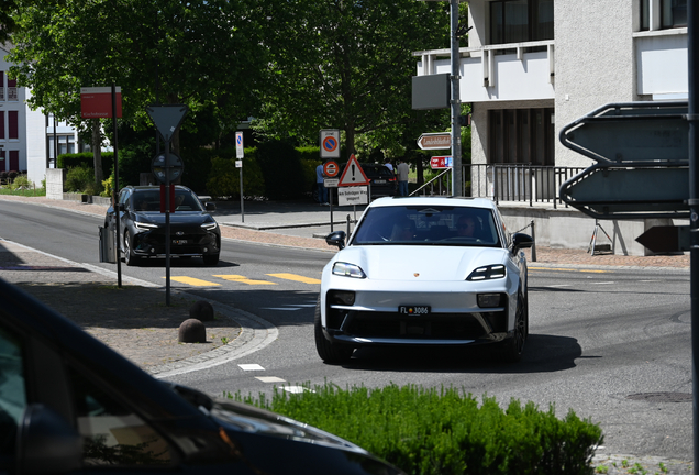Porsche Macan EV GTS
