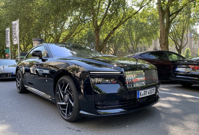 Rolls-Royce Spectre Black Badge