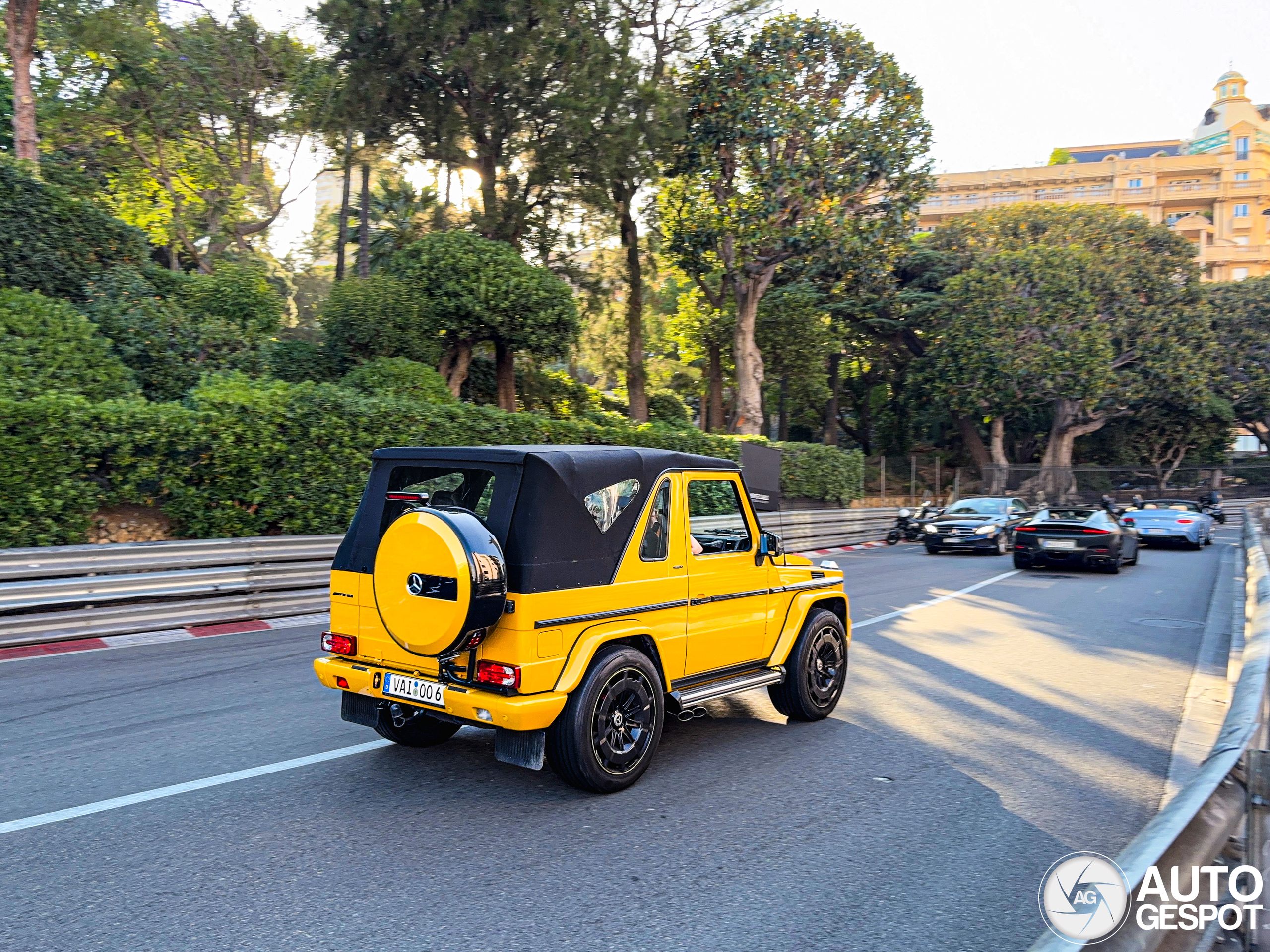 Knalgele Brabus G Cabriolet in Monaco