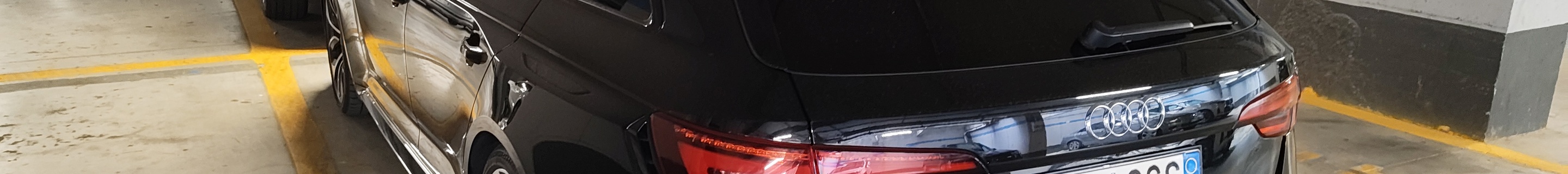 Audi RS4 Avant B9
