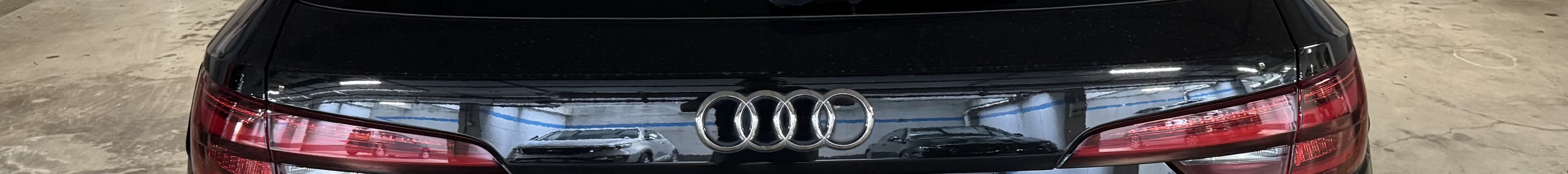 Audi RS4 Avant B9
