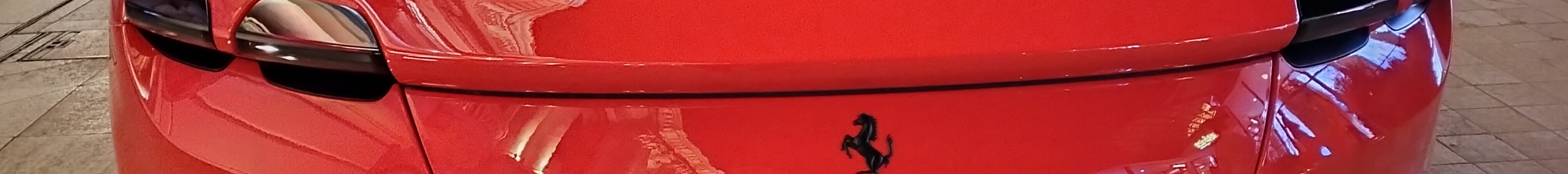 Ferrari Roma Spider