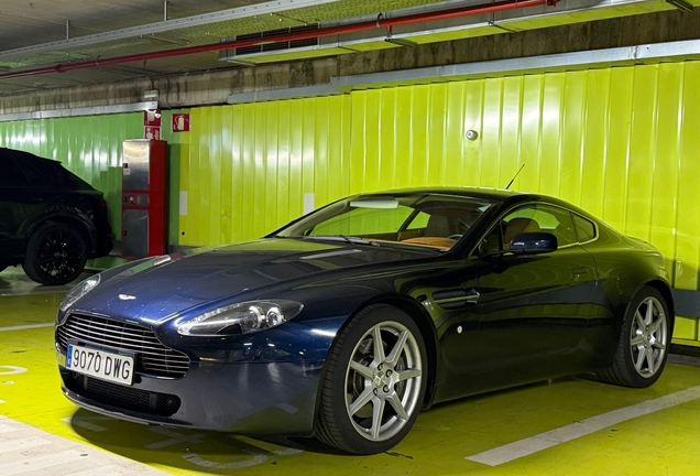 Aston Martin V8 Vantage