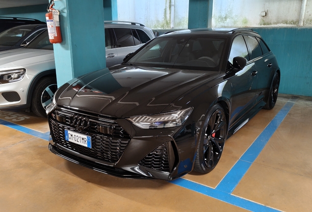 Audi RS6 Avant C8