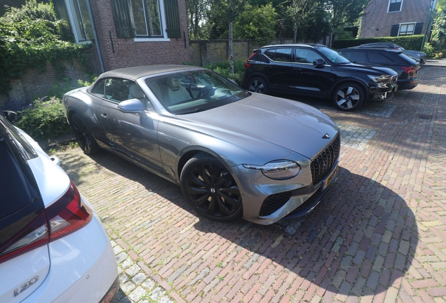 Bentley Continental GTC Azure 2025