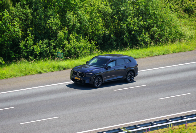BMW XM G09