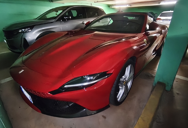 Ferrari Roma Spider
