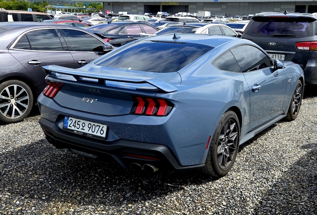 Ford Mustang GT 2024