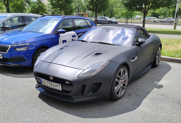 Jaguar F-TYPE R Convertible